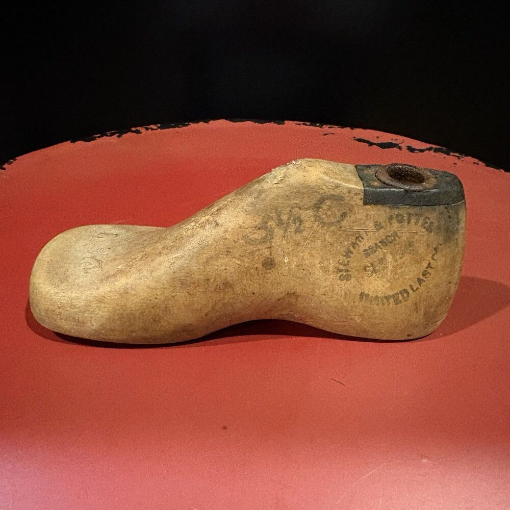 Vintage Stewart & Potter United Last Co Wooden Shoe Last Size 3½ C Sept 1945